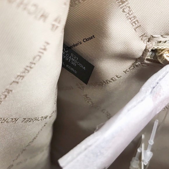 NWT Michael Kors Kenly Tote - Picture 7 of 7